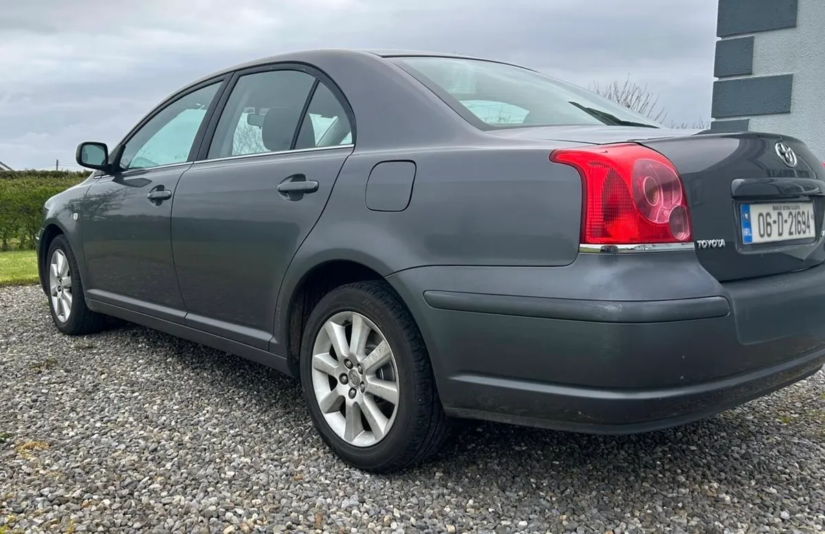 Immaculate 06 Toyota Avensis - Image 3