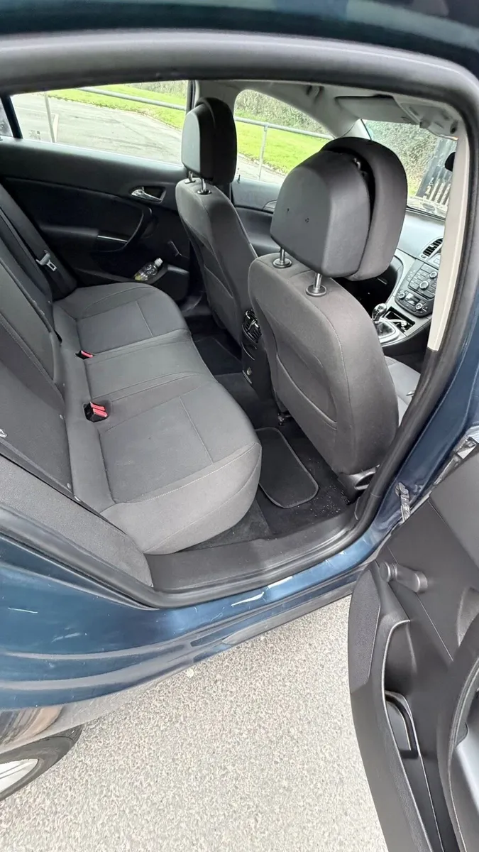 Vauxhall insignia - Image 3