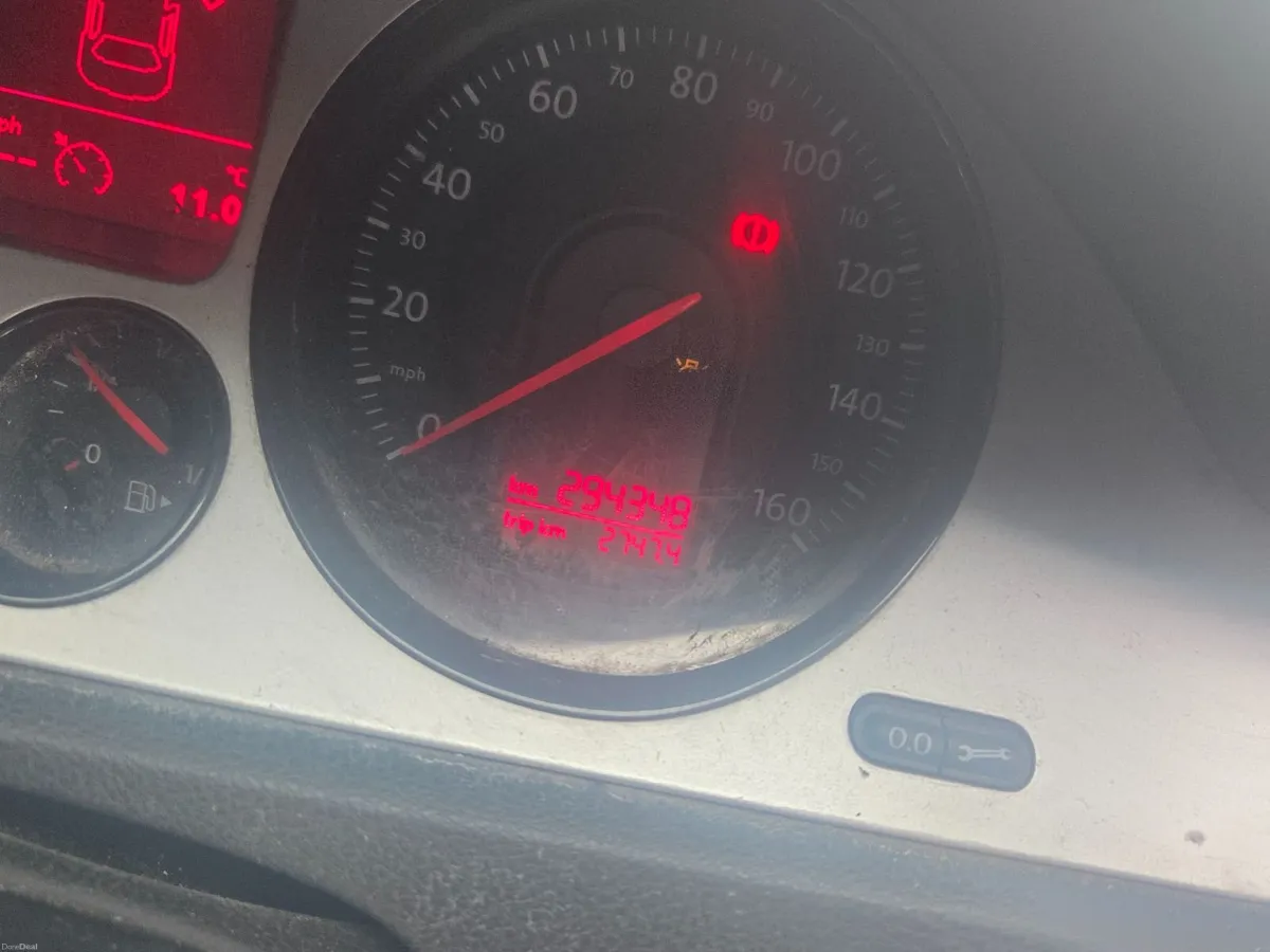 Volkswagen Passat 2008 - Image 3