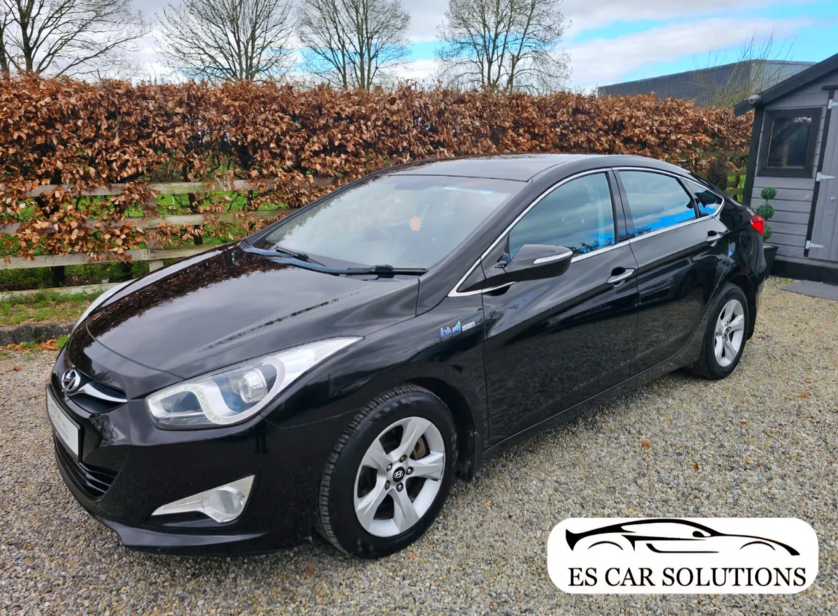 141 Hyundai i40 CRDI EXECUTIVE New NCT  02/27 - Image 2