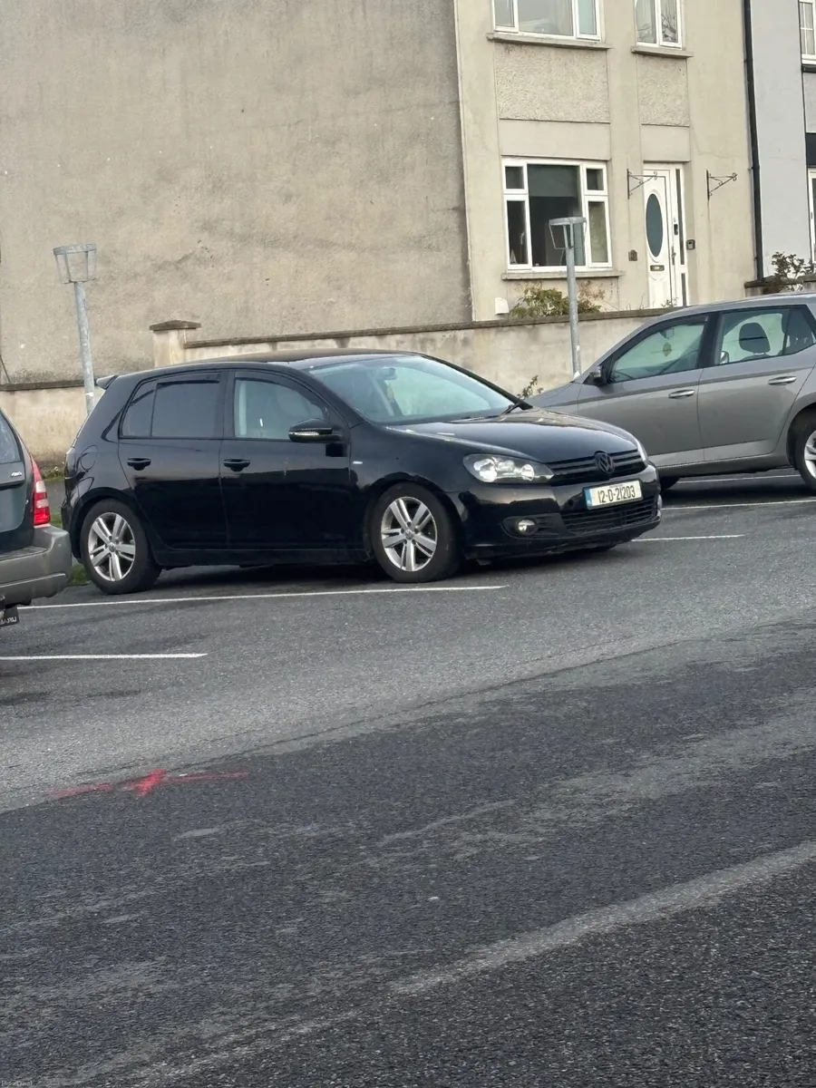 Volkswagen Golf 2012 - Image 1