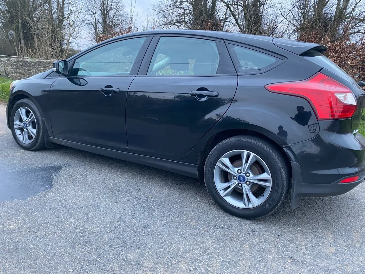FORD FOCUS TDCI LUXURY NCT&TAX MINT - Image 2