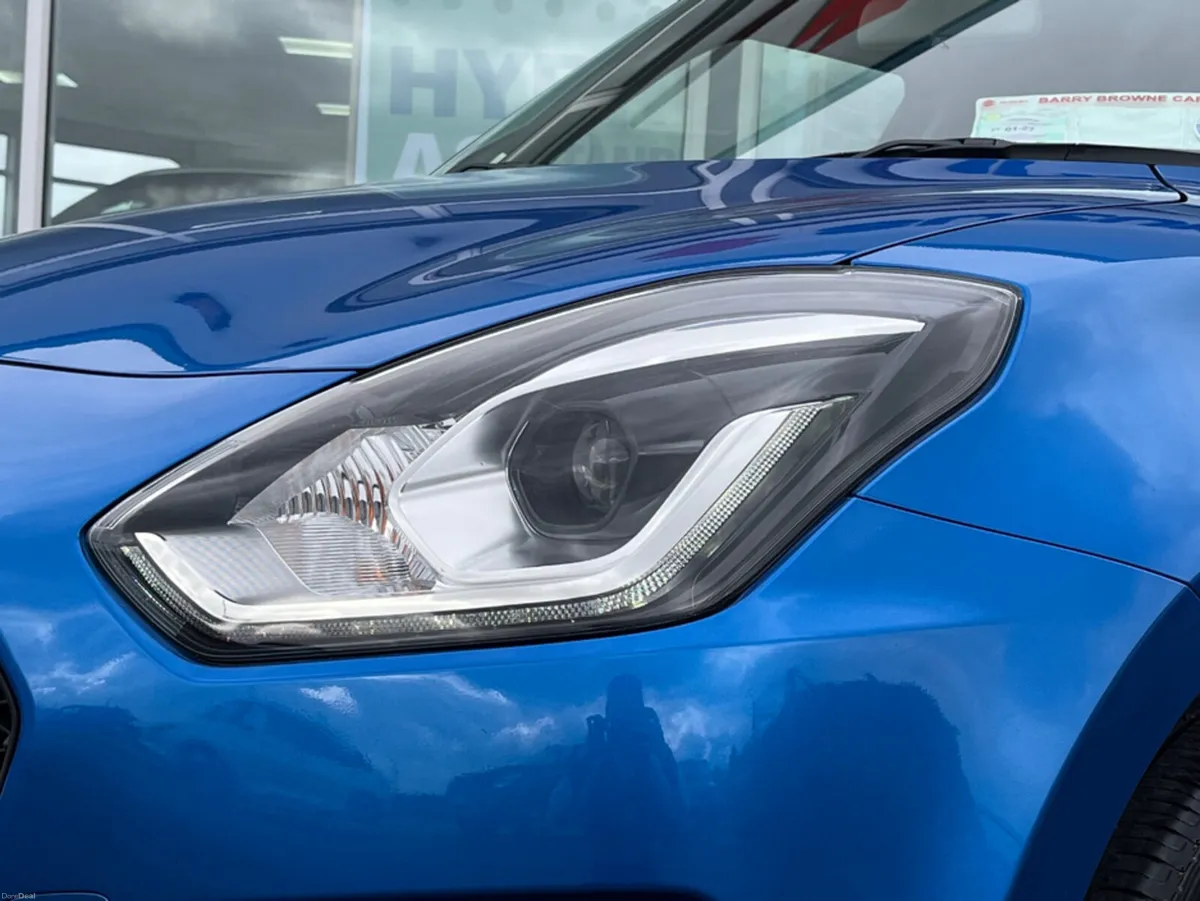 Suzuki Swift 1.2 DUALJET HYBRID SZ-T 5DR - Image 3