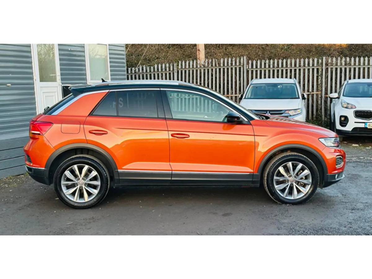 Volkswagen T-Roc 2.0 Diesel TDI Style Design Packa - Image 4