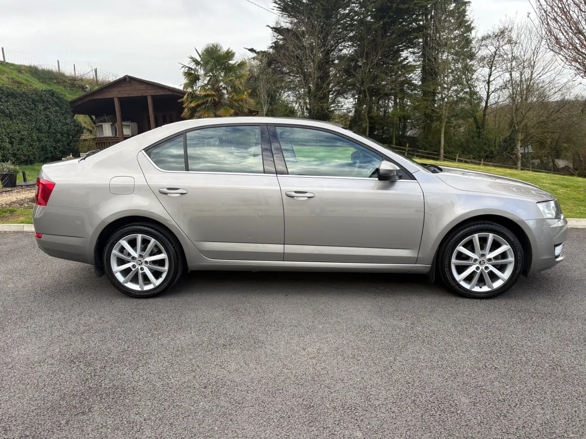 2016 Skoda Octavia 1.2 TSI Style - Image 3