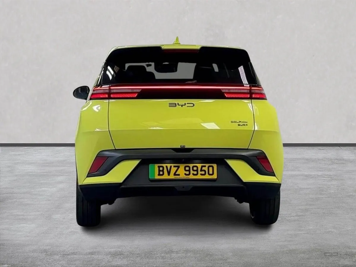 BYD DOLPHIN SURF 65Kw Boost 43Kwh 5Dr Auto - Image 4