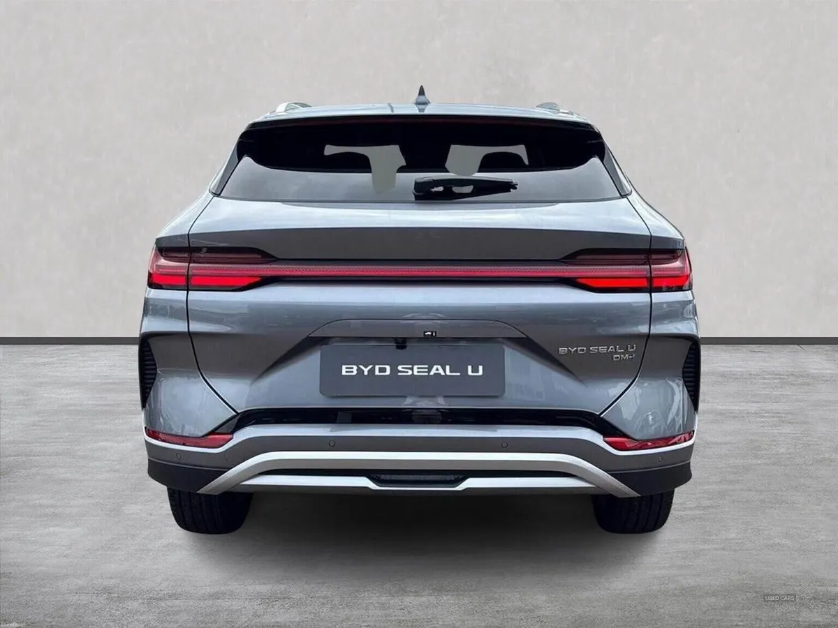 BYD SEAL U 1.5 Dm-I Awd Design 5Dr Auto - Image 4