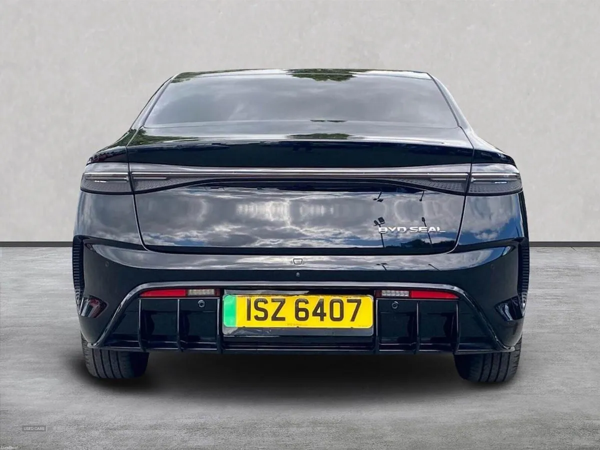 BYD SEAL 230Kw Design 83Kwh 4Dr Auto - Image 4