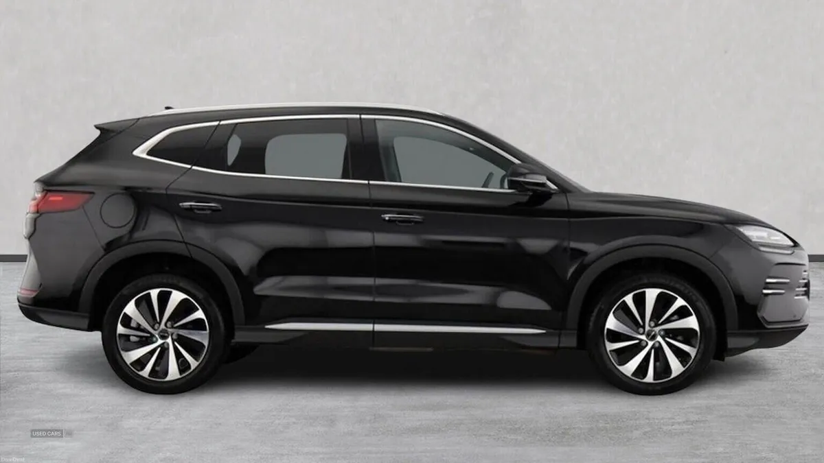 BYD SEAL U 1.5 Dm-I Comfort 5Dr Auto - Image 3