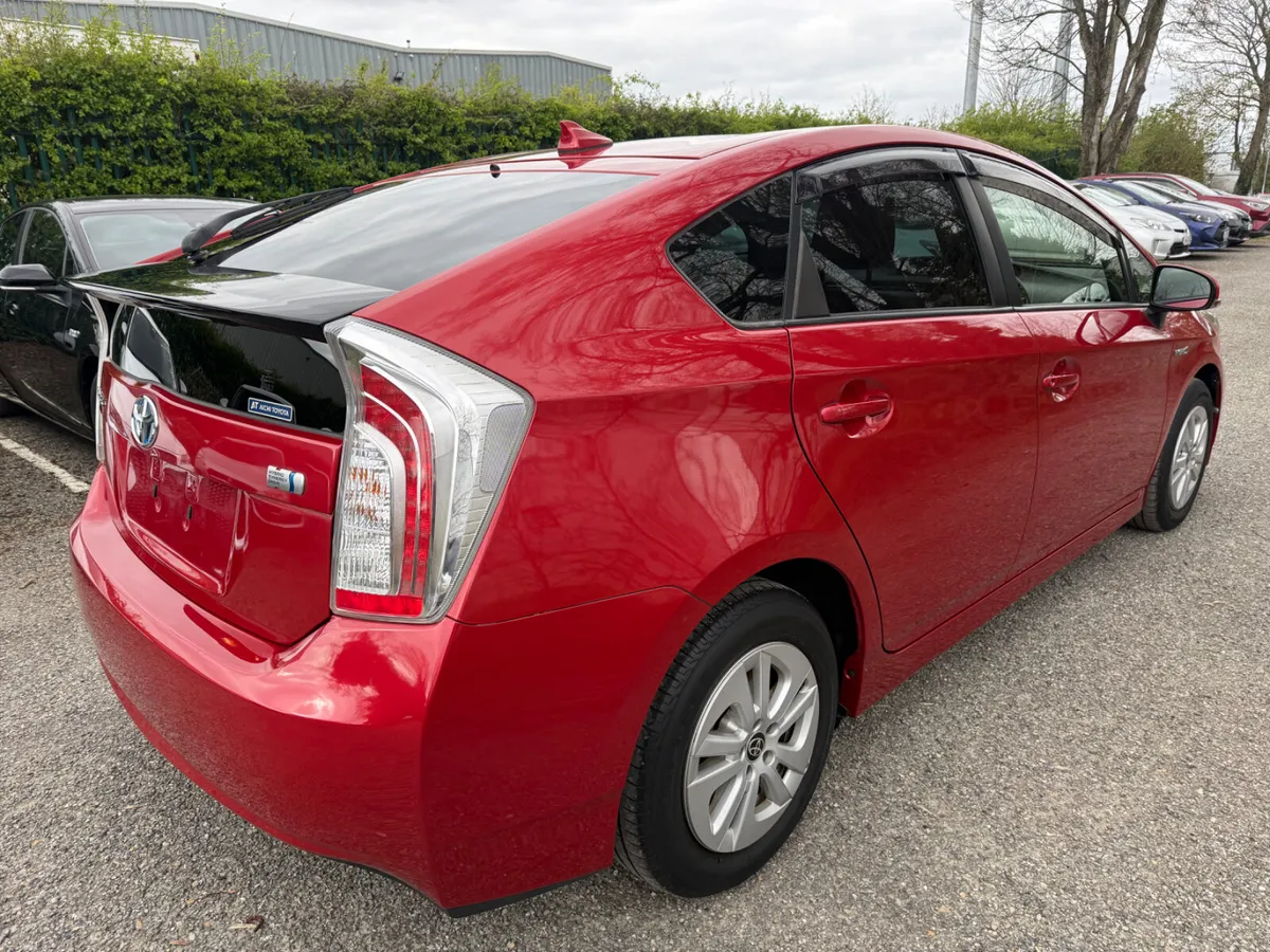 Toyota Prius - Image 3