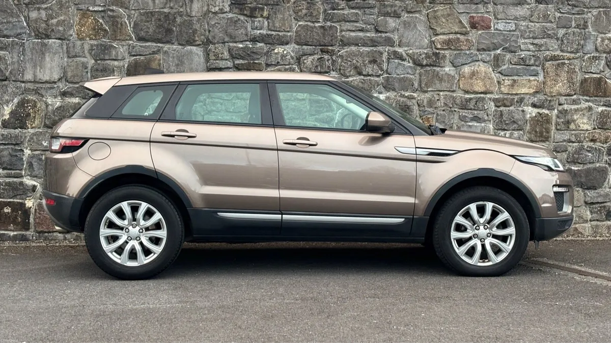 2017 (172) Range Rover Evoque ED4 (New NCT) - Image 2