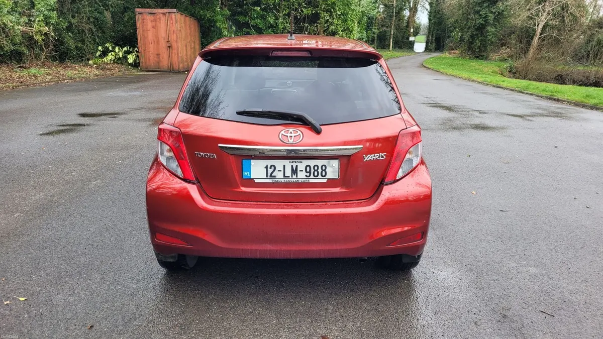 Toyota Yaris 2012 - Image 4
