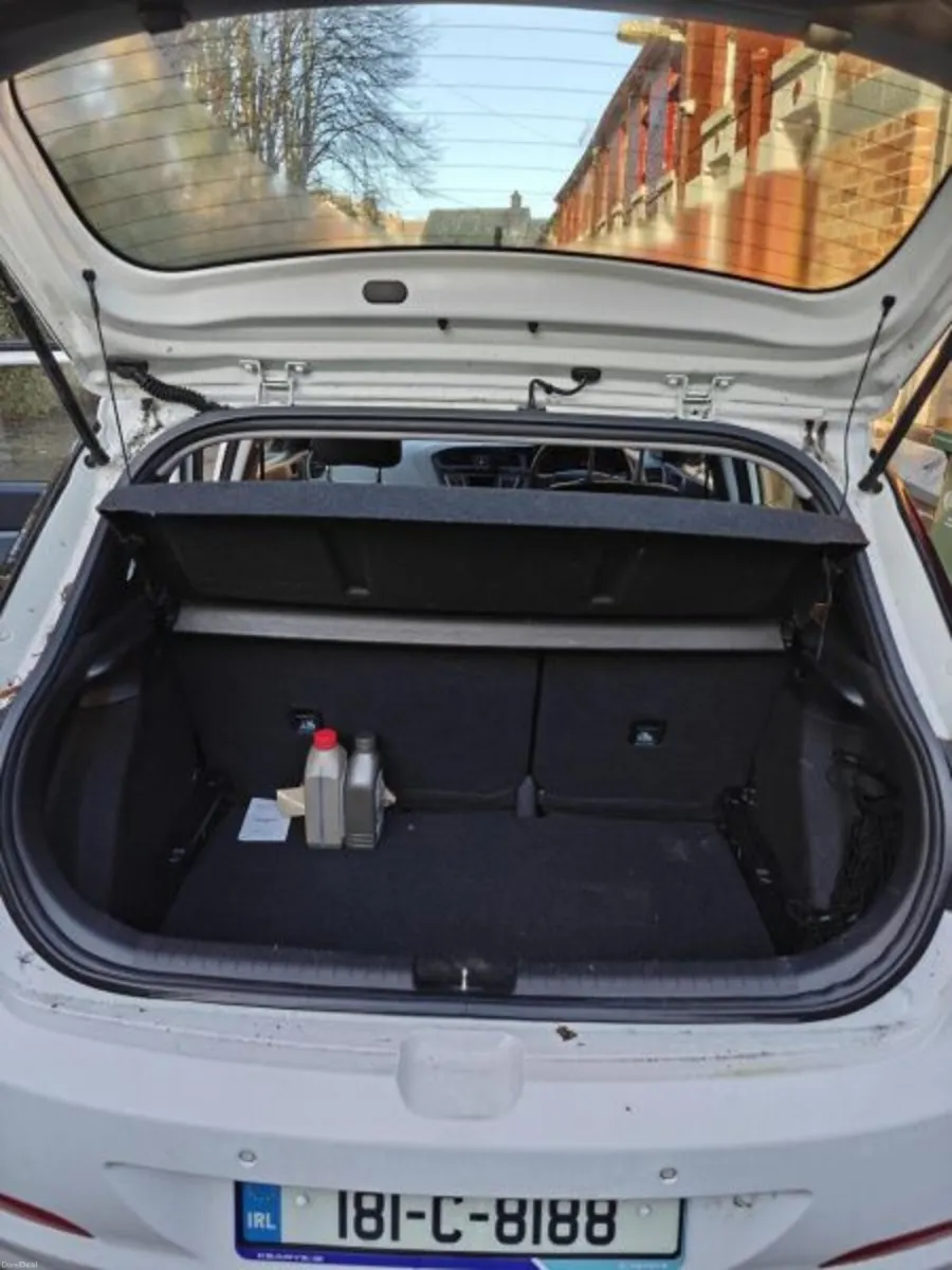 Hyundai i20 2018 - Image 2