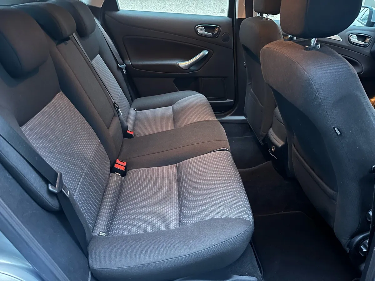 Ford Mondeo Zetec Diesel - Image 4