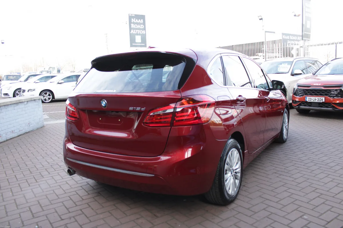 2017 BMW 218D 2.0 5DR AUTO - Image 4