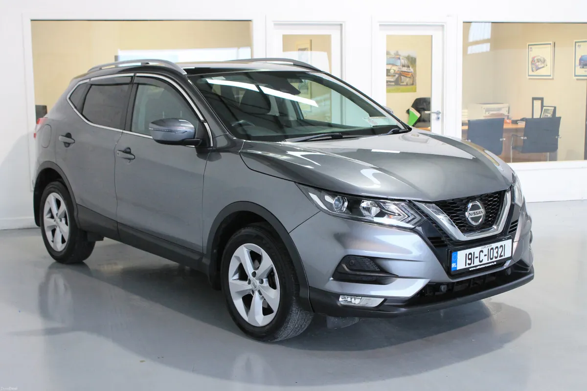 Nissan Qashqai 2019 SV Premium Low Kms FSH - Image 4
