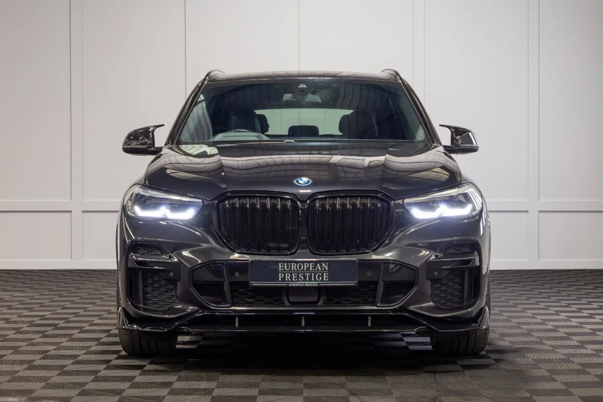 2023 BMW X5 X-Drive 45e M-Sport - Image 2
