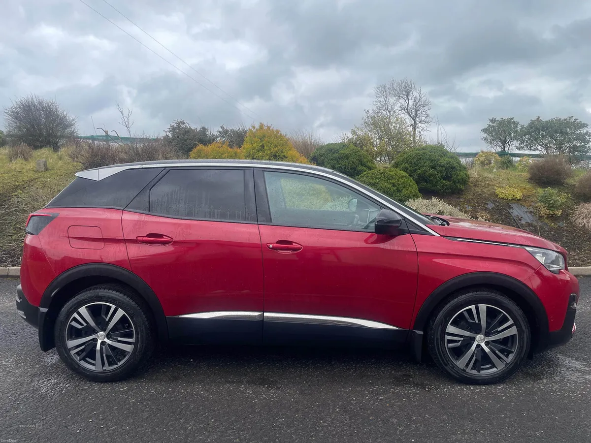 Peugeot 3008 DIESEL ESTATE - Image 3