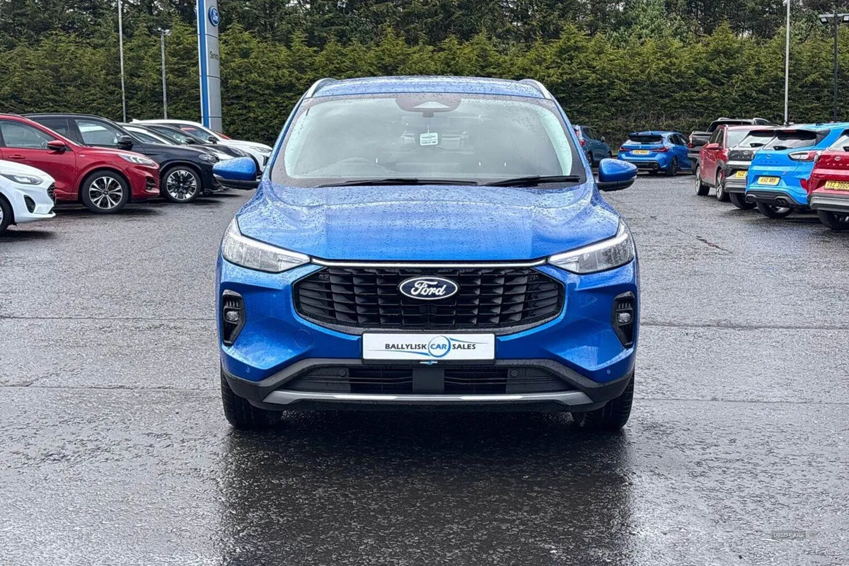 Ford Kuga 1.5 Titanium Petrol Manual Euro 6 (s/s) - Image 4