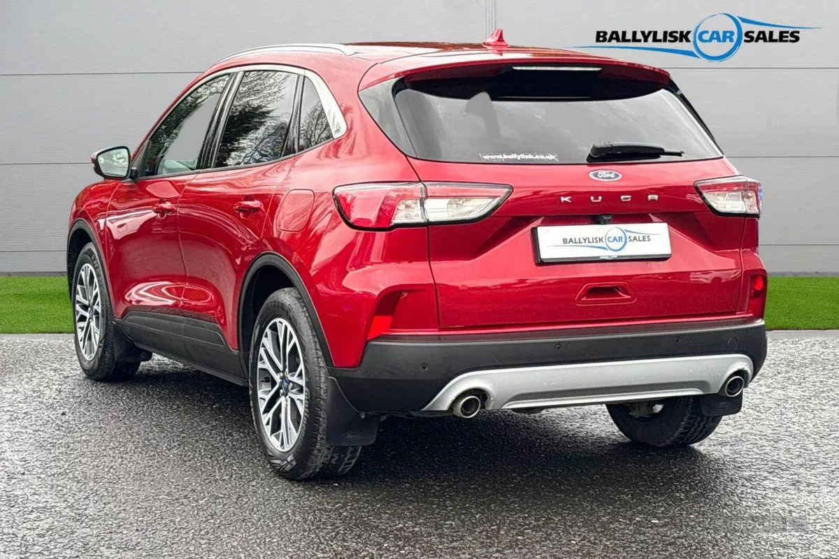 Ford Kuga 1.5 EcoBlue Titanium Edition SUV 5dr Die - Image 2