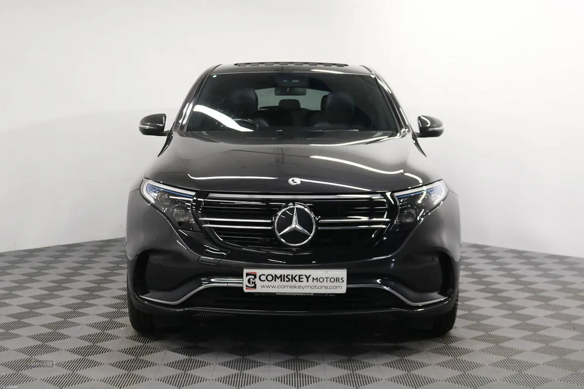Mercedes-Benz EQC 400 AMG Line - Image 2