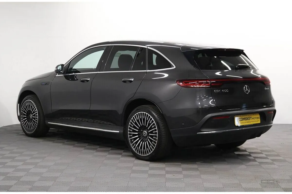 Mercedes-Benz EQC 400 AMG Line - Image 4