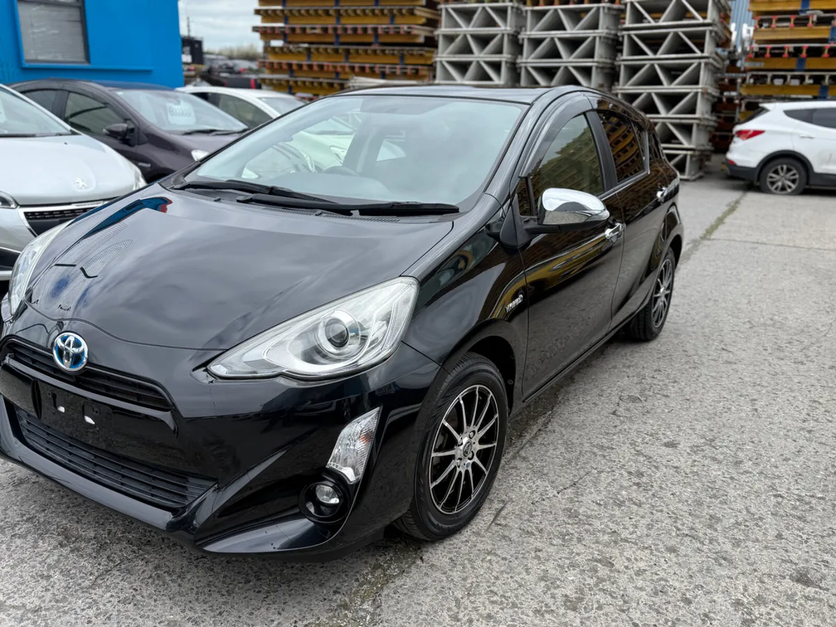 2015 Toyota Aqua hybrid Automatic - Image 1