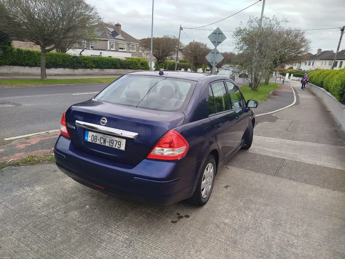 Nissan Tida Tax & test €1250 - Image 4