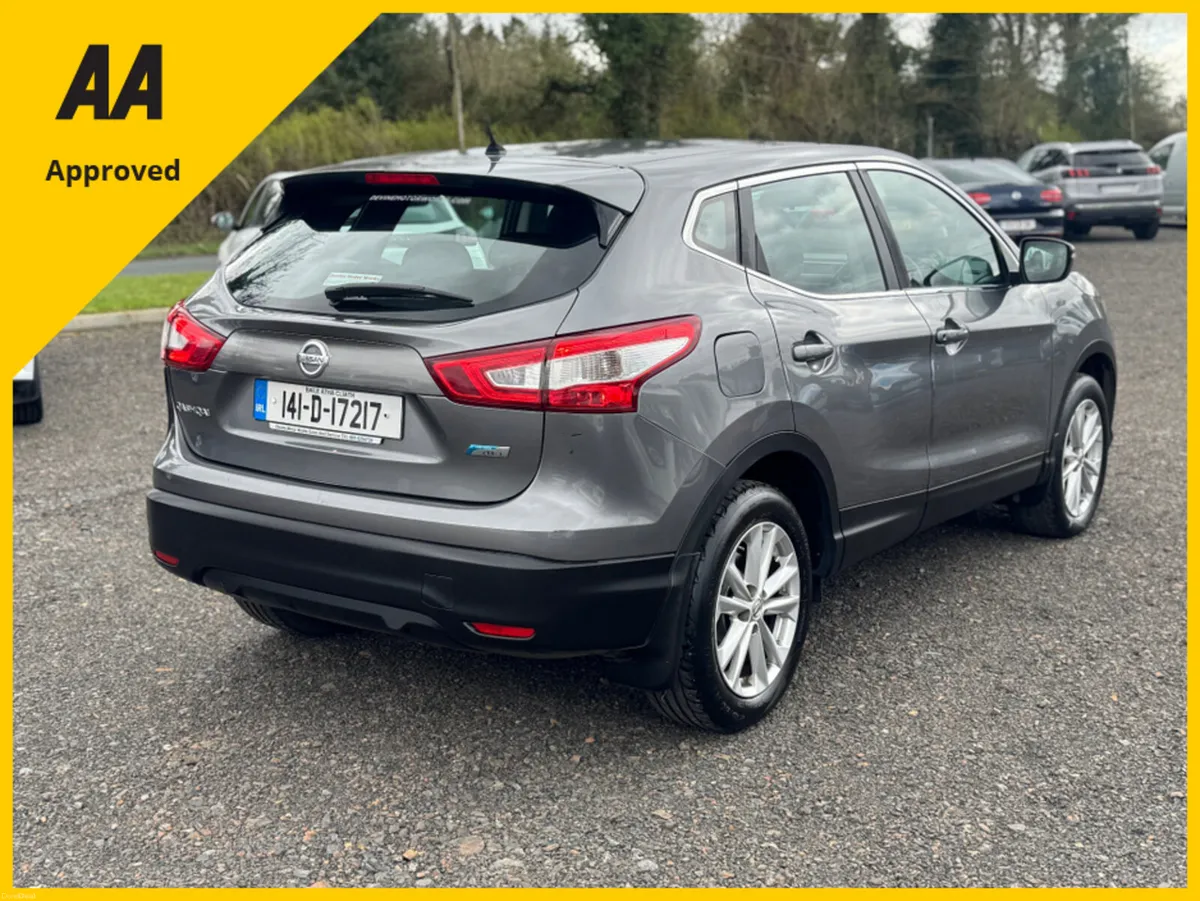 Nissan Qashqai 1.5 DSL SV 4DR - Image 3