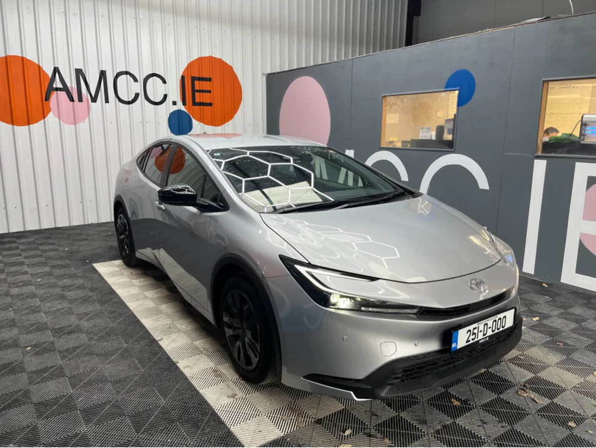 Toyota Prius €33950 2025 TOYOTA PRIUS X 1.8 AUTOMA - Image 1