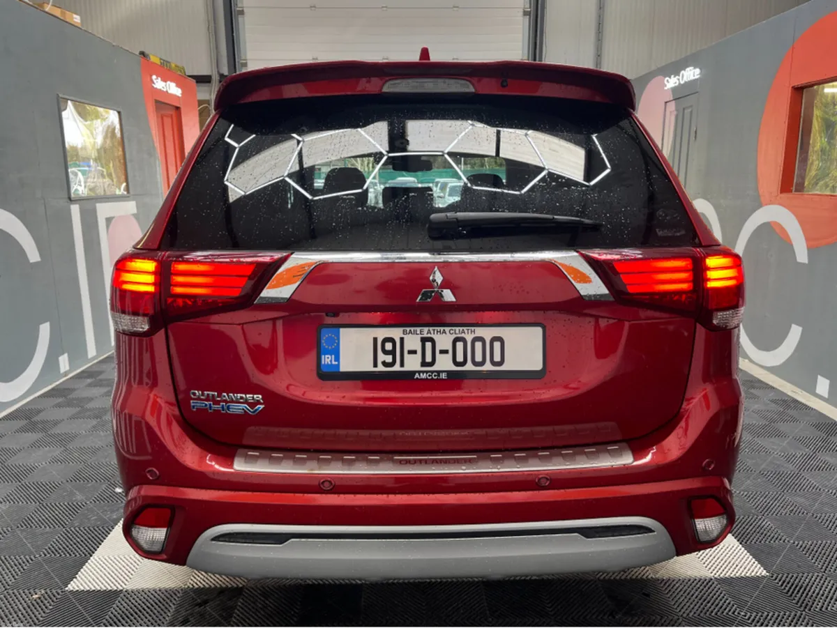 Mitsubishi Outlander 2019 MITSUBISHI OUTLANDER PHE - Image 3