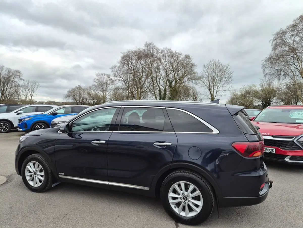 Kia Sorento K3 4X4 5DR - Image 3