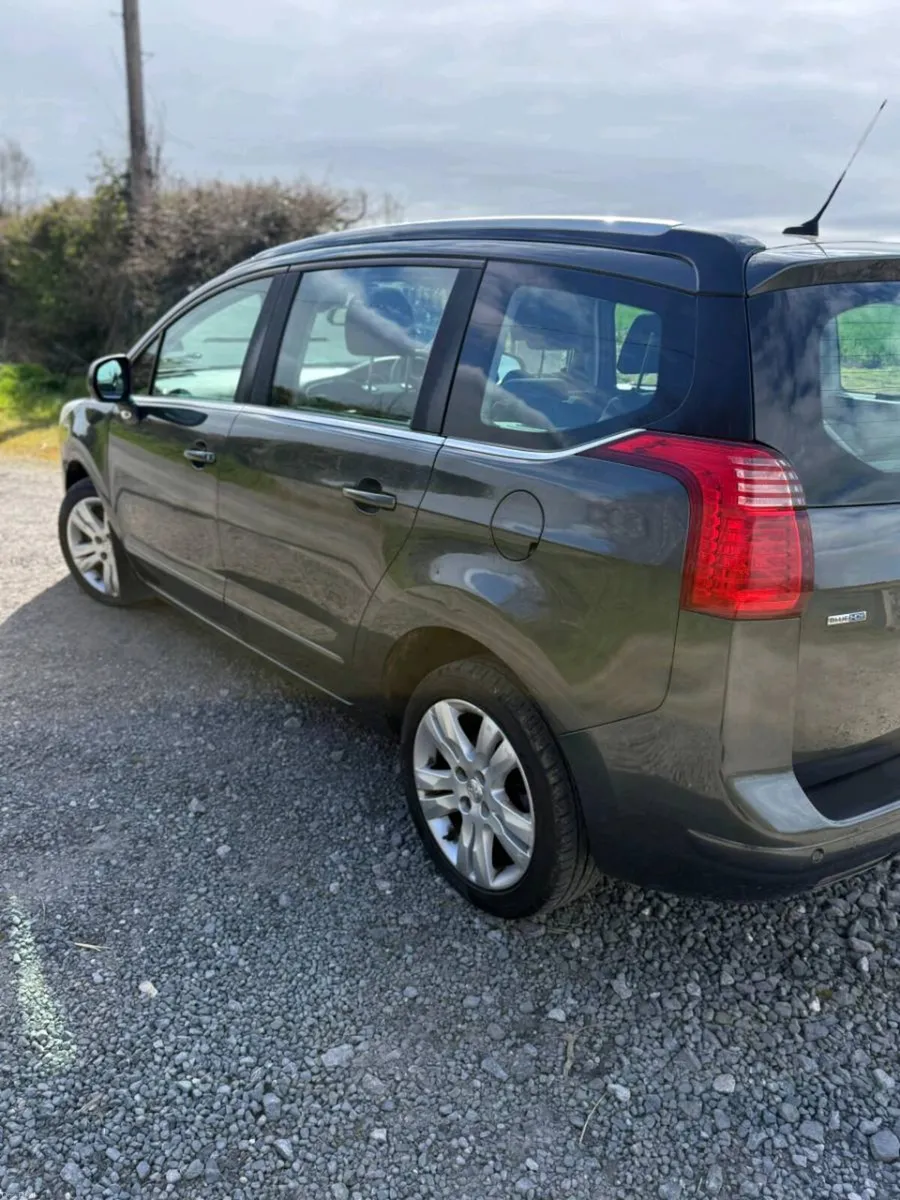 Peugeot 5008 - Image 4