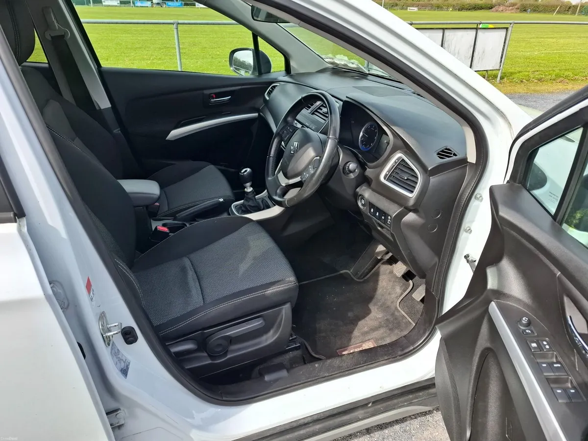Suzuki SX4 S-Cross 2016 - Image 3