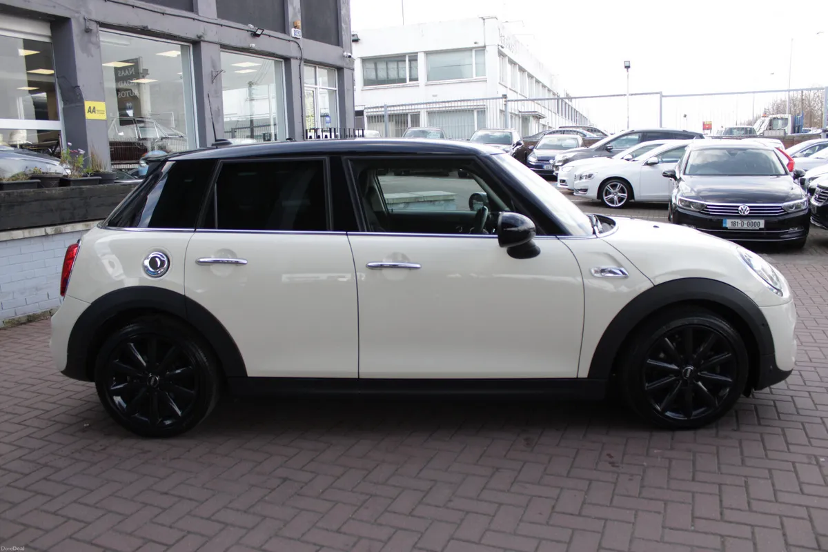 2019 MINI COOPER SD 2.0 5DR AUTO - Image 3