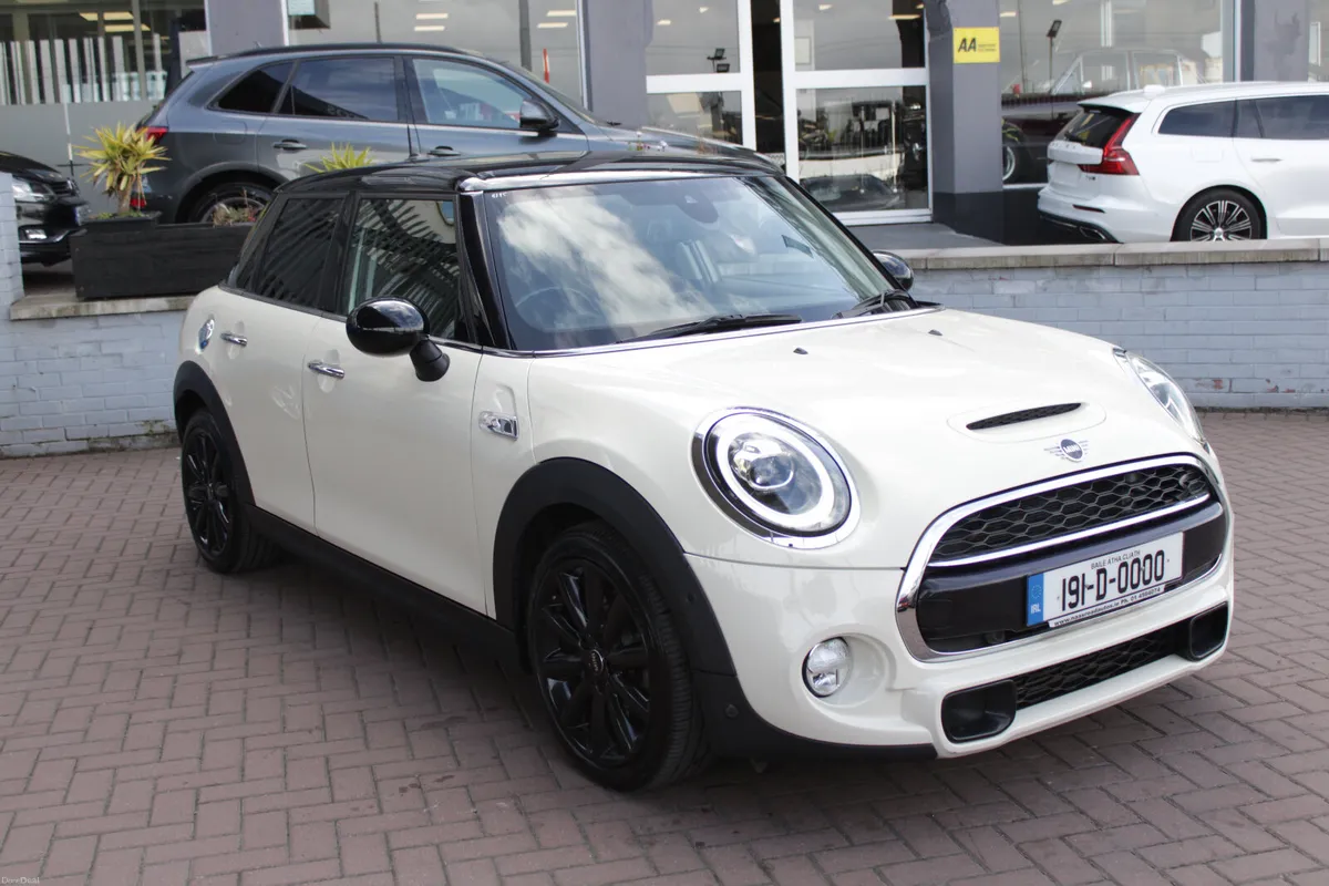 2019 MINI COOPER SD 2.0 5DR AUTO - Image 2