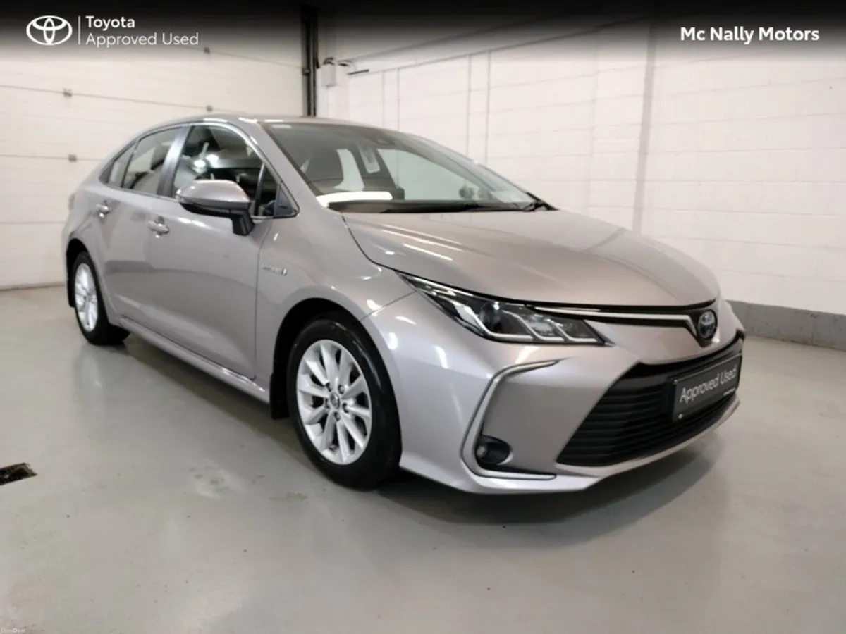 Toyota Corolla HYBRID LUNA SAL - Image 1