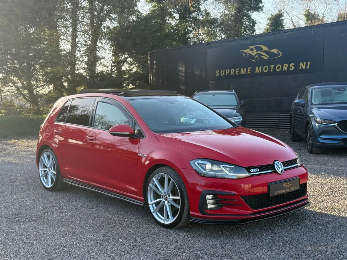Volkswagen Golf 2017, PAN ROOF, PRICE ON IRISH REG - Image 1