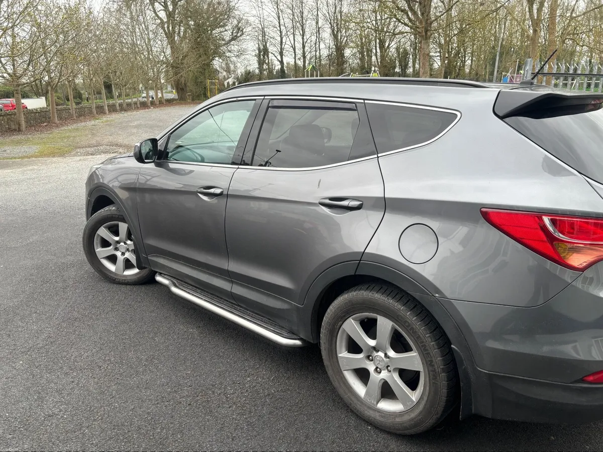 2014 Hyundai Santa fe 2.2 CRDI four-wheel-drive dr - Image 3