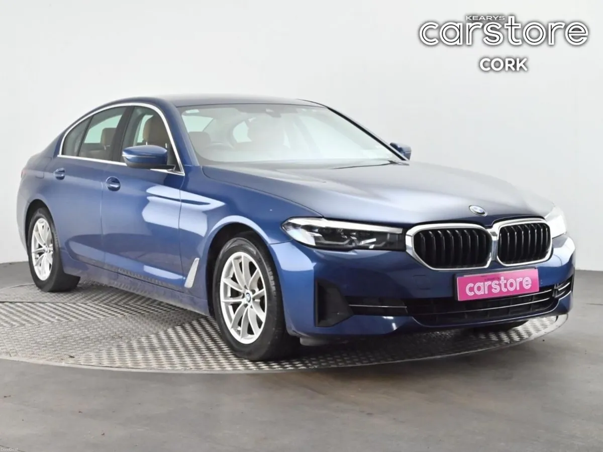 BMW 5-Series 520d SE (MHT) - Image 1