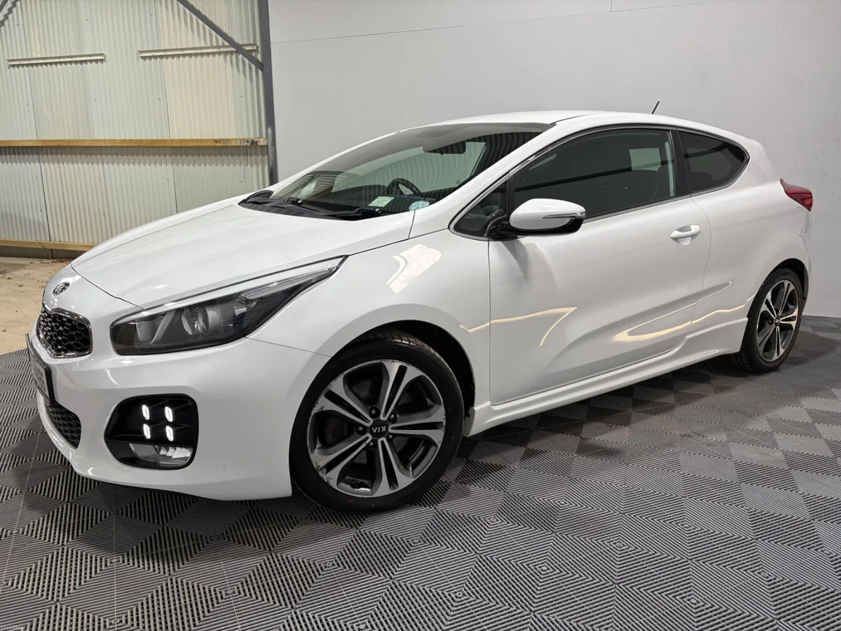 2016 Kia ProCeed GT LINE 1.6 Diesel 85,000 KM - Image 4