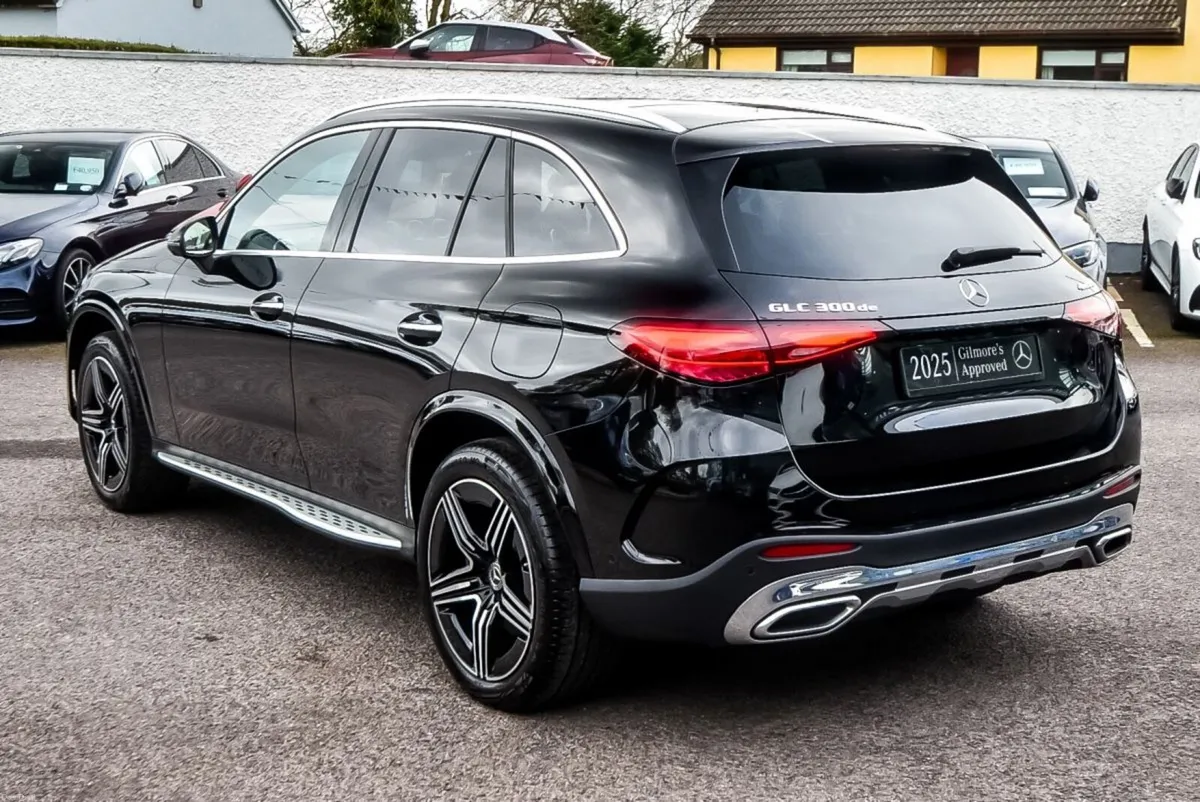 Mercedes-Benz GLC 300de AMG Premium Pan Roof 328bh - Image 4