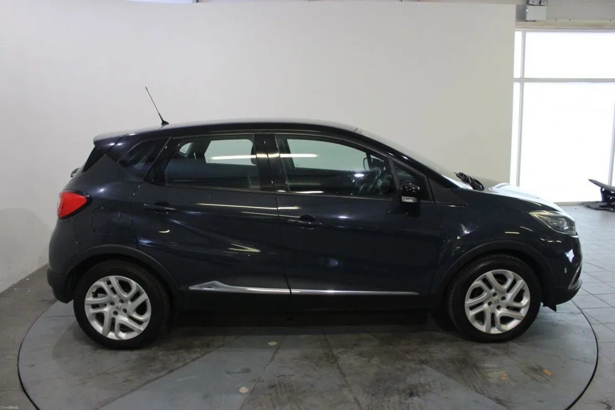 Renault Captur dCi 90 S&S INTENSE Auto - TENDER 39 - Image 2