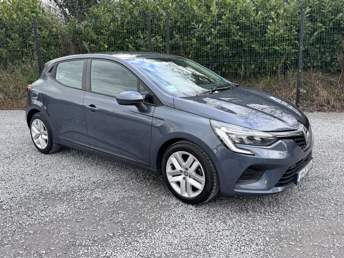 Renault Clio 2022 from€69 per Wk no deposit - Image 4