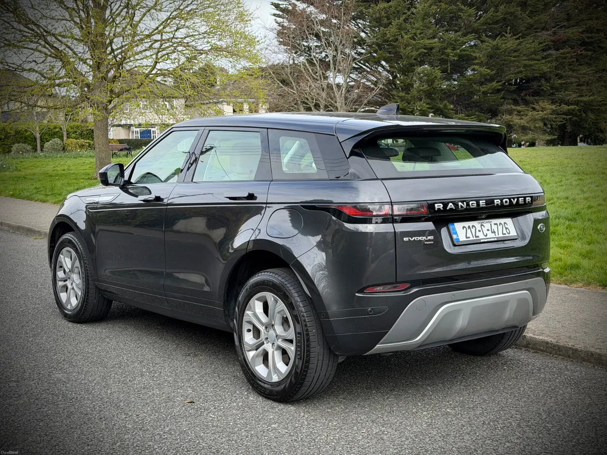 Range Rover Evoque 1.5 Petrol Plug In Hybrid. - Image 4