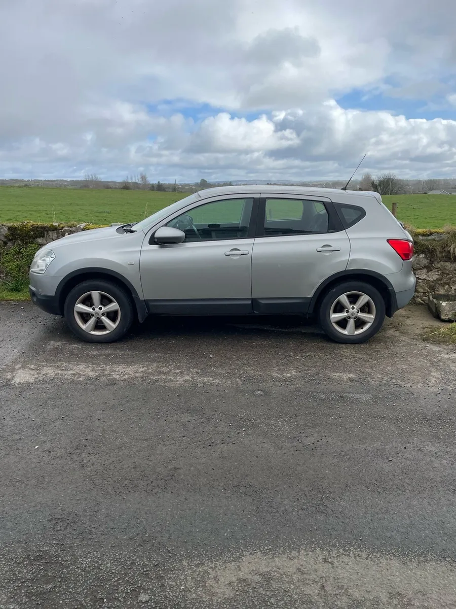 Nissan Qashqai for sale. Sold As Seen - Image 2