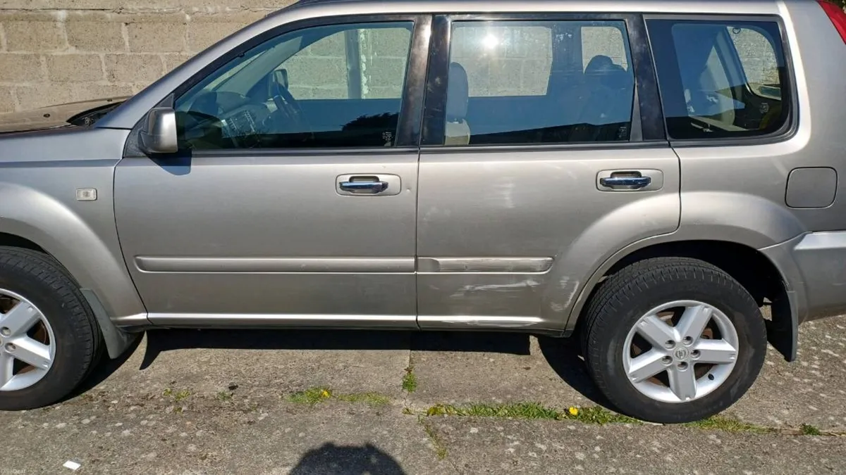 Nissan X Trail 2.0 2whl drive - Image 4