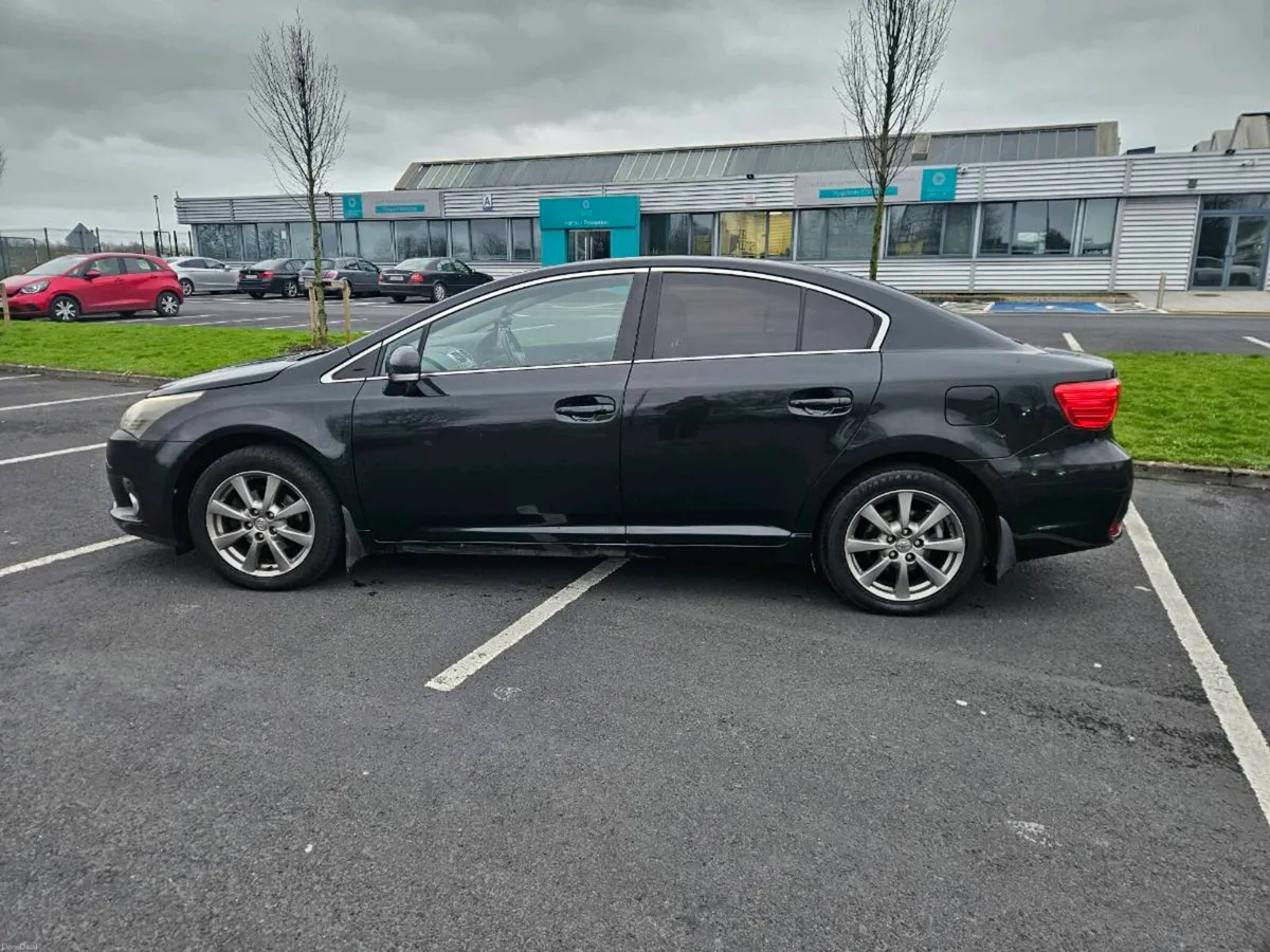 2013 Toyota Avensis - Image 4