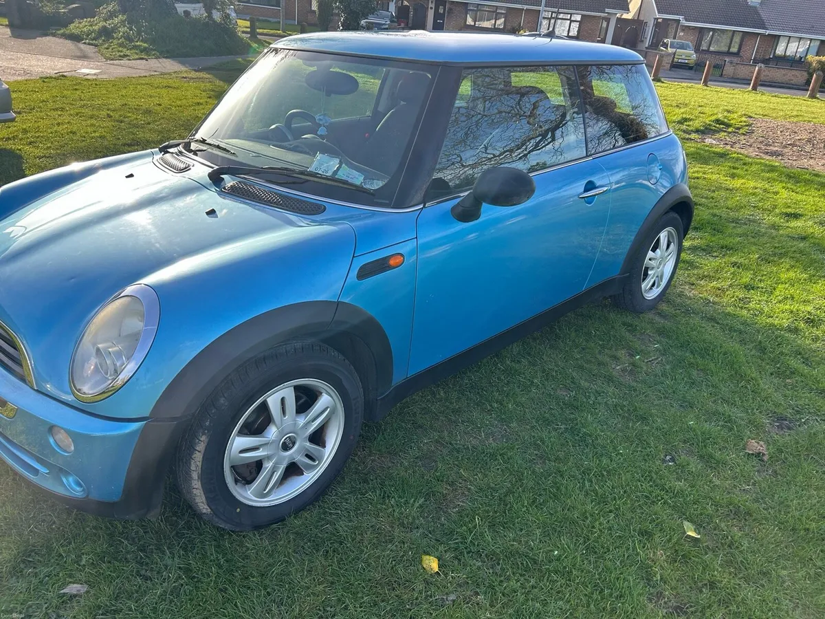 2005 mini one - Image 2