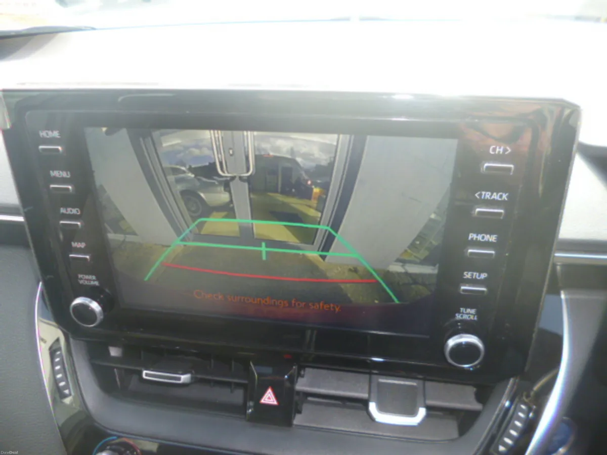 Toyota Corolla 1.8L Luna Hybrid Auto 2023 - Image 5